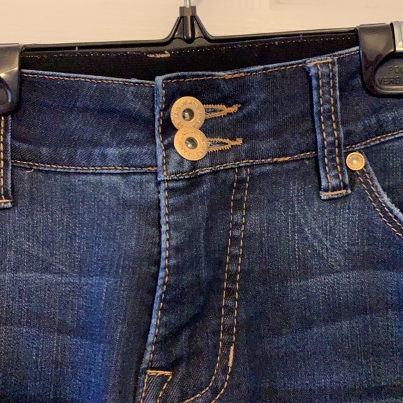 Jag Gloria flare Jean size 4, mid rise - Picture 2 of 5
